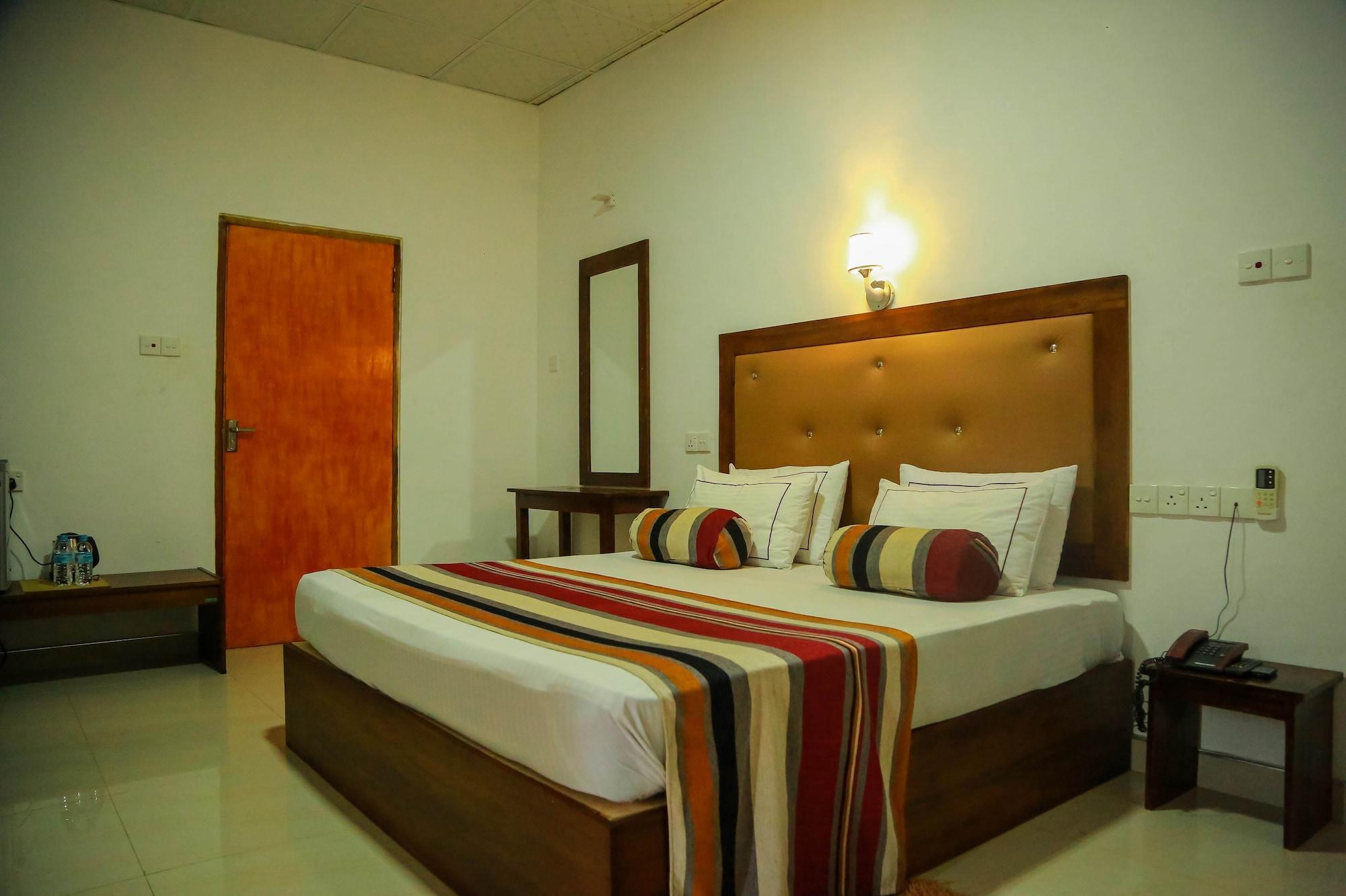 Hotel Moonstone Anuradhapura Kültér fotó