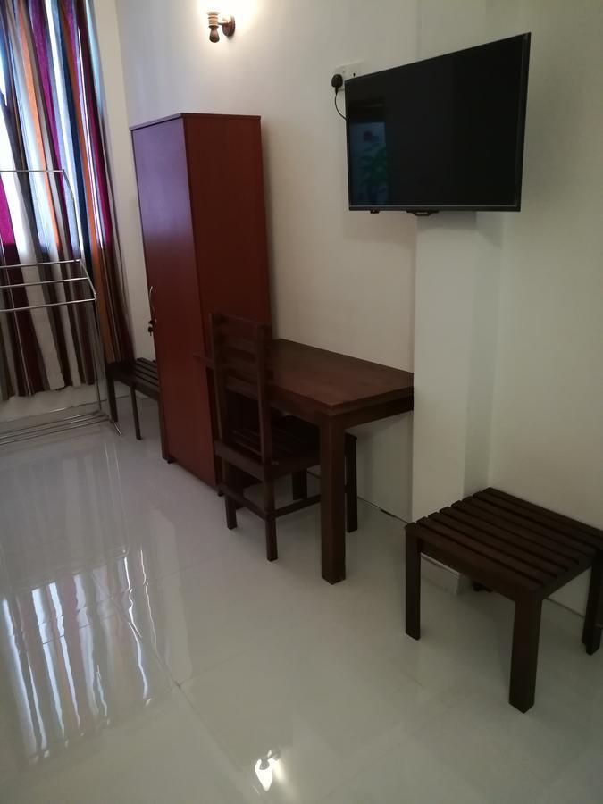 Hotel Moonstone Anuradhapura Kültér fotó