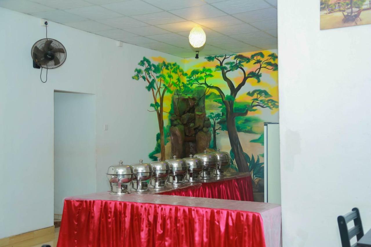Hotel Moonstone Anuradhapura Kültér fotó
