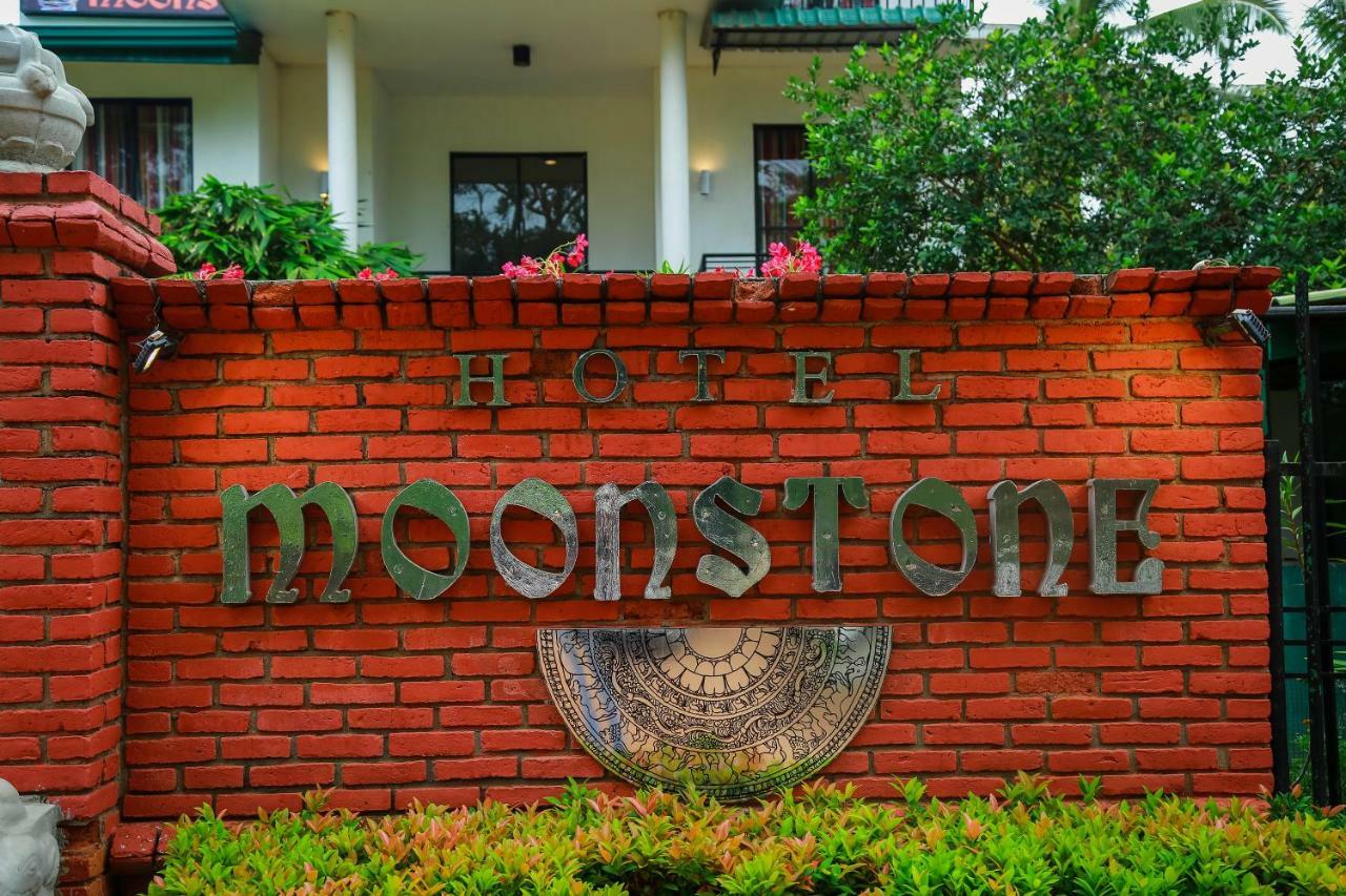 Hotel Moonstone Anuradhapura Kültér fotó